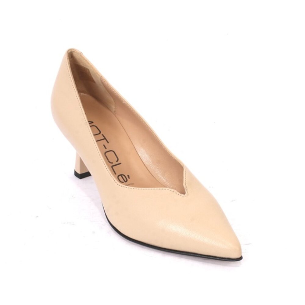 MOT-CLe 1818d Beige Leather Pointy Pump Heel Shoes